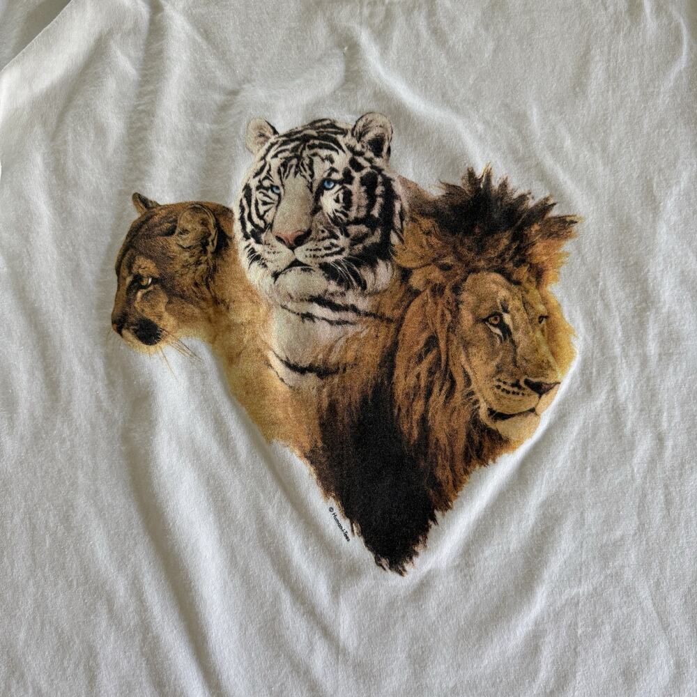 VTG 90s Wild Cats T-Shirt Sz 2XL White Tiger Lion Tee Graphic Cat Lover Vintage - Picture 3 of 7